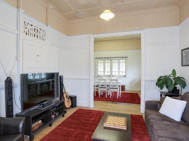 21 Margaret Street, Camp Hill QLD 4152