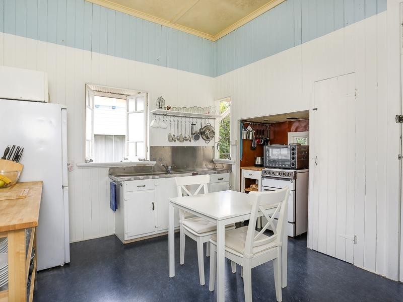 21 Margaret Street, Camp Hill QLD 4152