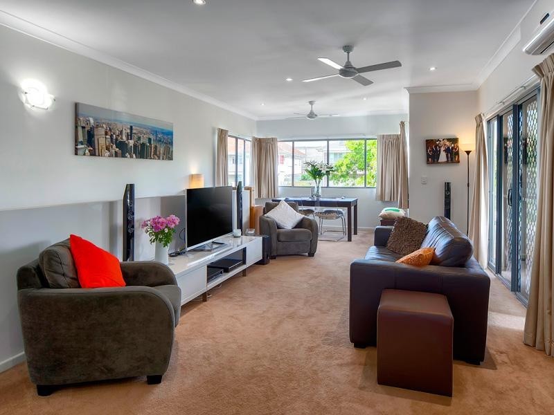 68 Shelley Street, Cannon Hill QLD 4170