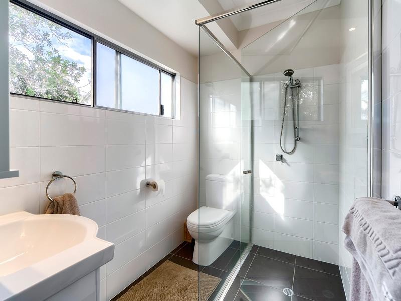 68 Shelley Street, Cannon Hill QLD 4170