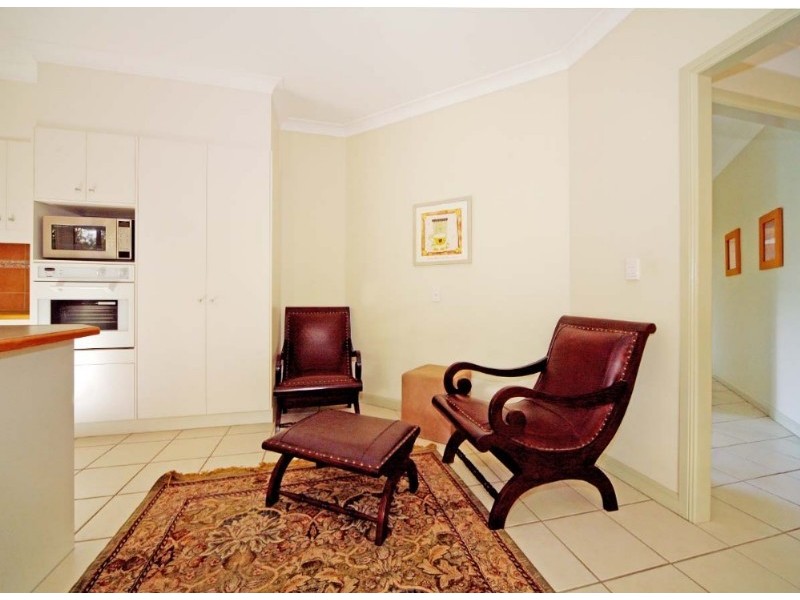 303 Riding Road, Balmoral QLD 4171