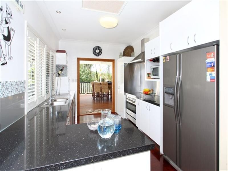 7 Barbecue Street, Belmont QLD 4153