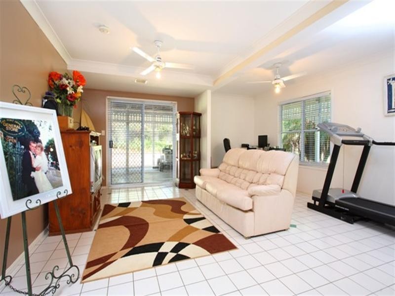 7 Barbecue Street, Belmont QLD 4153