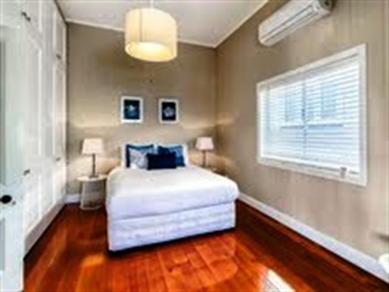 East Brisbane QLD 4169