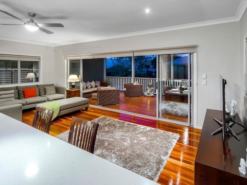 116 Dahlia Street, Cannon Hill QLD 4170