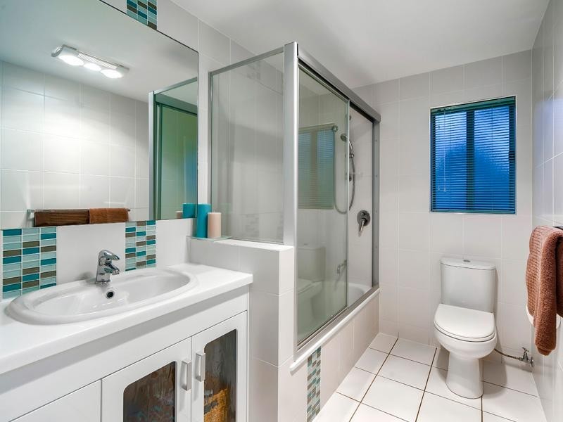 116 Dahlia Street, Cannon Hill QLD 4170