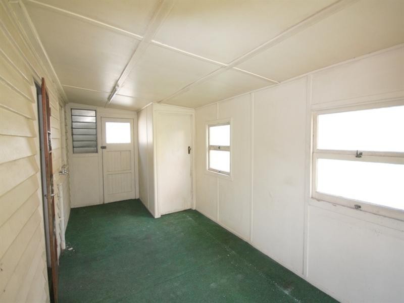 9 Riding Road, Hawthorne QLD 4171