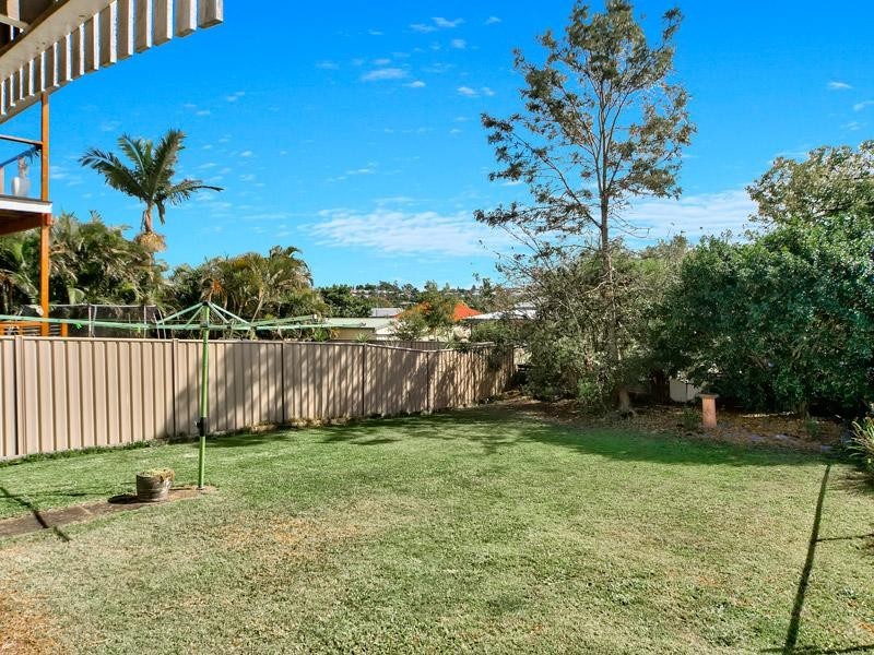 44 McIlwraith Avenue, Norman Park QLD 4170