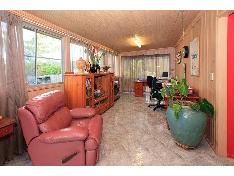 24 Moore Street, Morningside QLD 4170