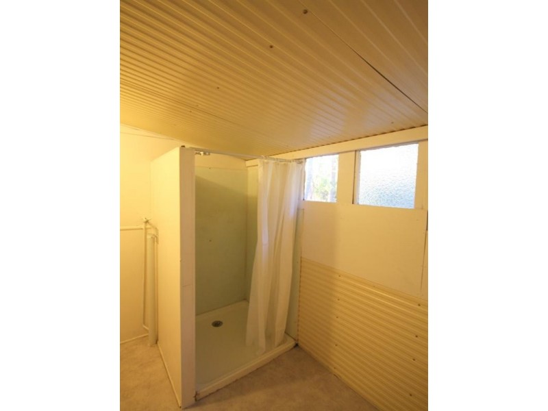 8 Monmouth Street, Morningside QLD 4170