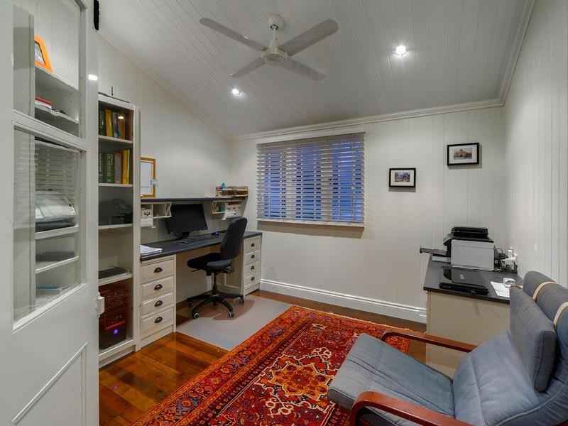 190 Virginia Avenue, Hawthorne QLD 4171