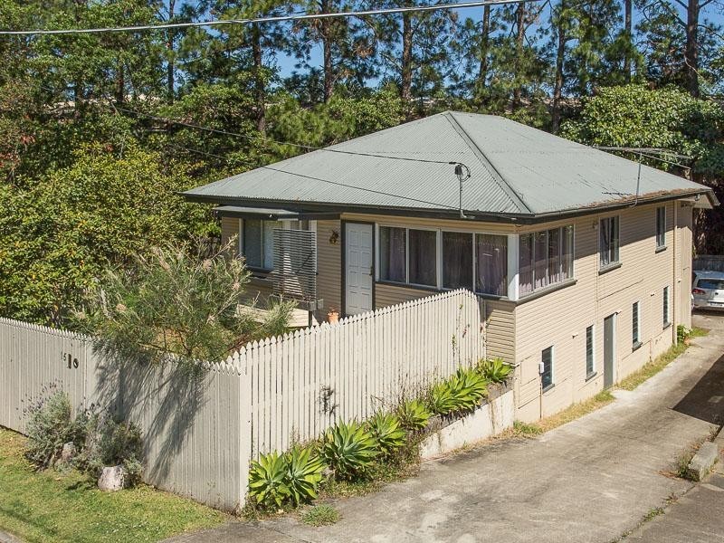 15 Daphne Street, Camp Hill QLD 4152