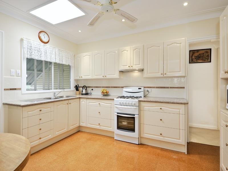 96 Beelarong Street, Morningside QLD 4170