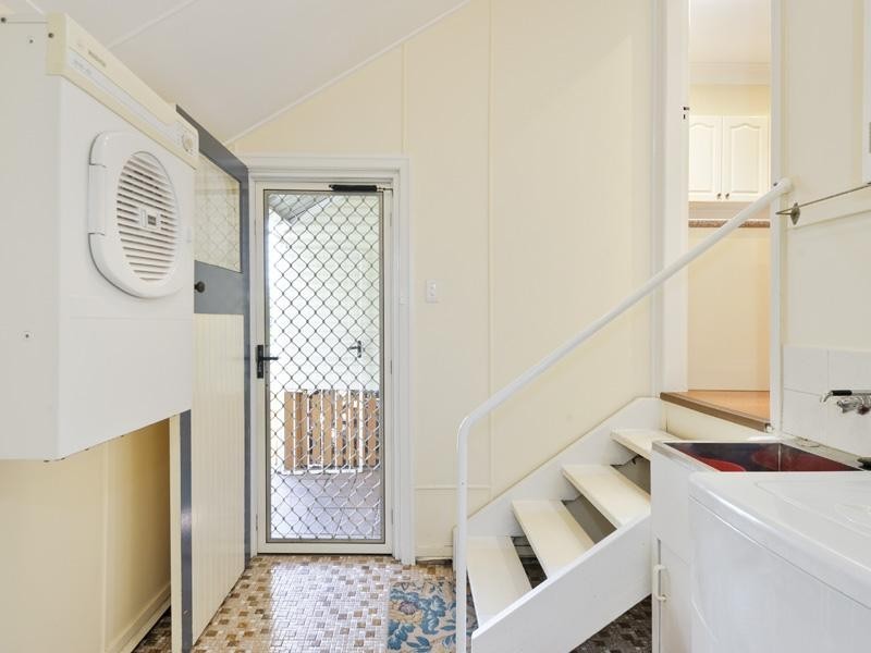 96 Beelarong Street, Morningside QLD 4170