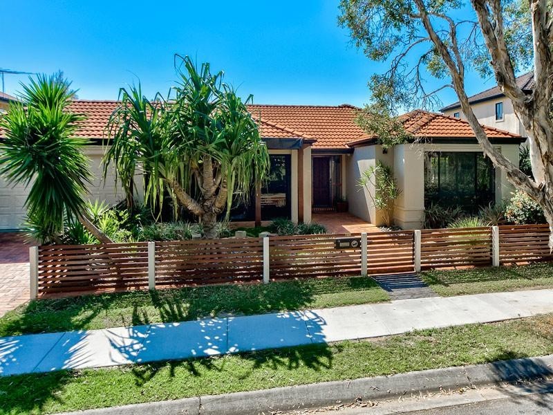 129 Coutts Street, Bulimba QLD 4171