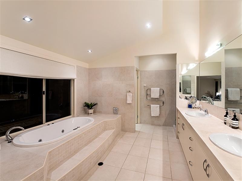 101 Geldart Road, Chandler QLD 4155
