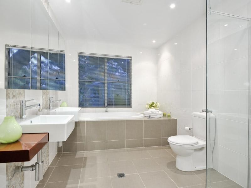 35 Picasso Street, Carina QLD 4152