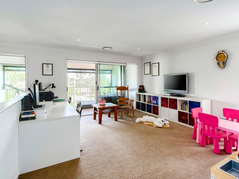 50 Village Circuit, Murarrie QLD 4172
