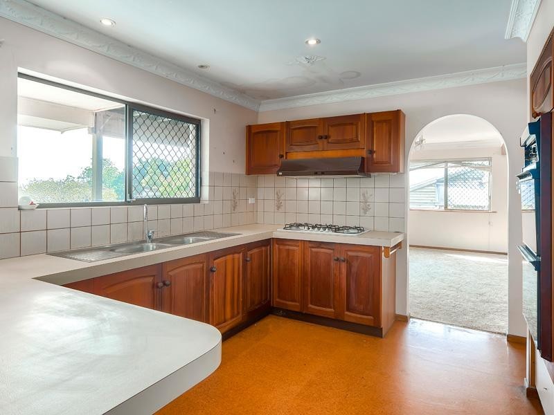 8 Cotswold Street, Carina QLD 4152