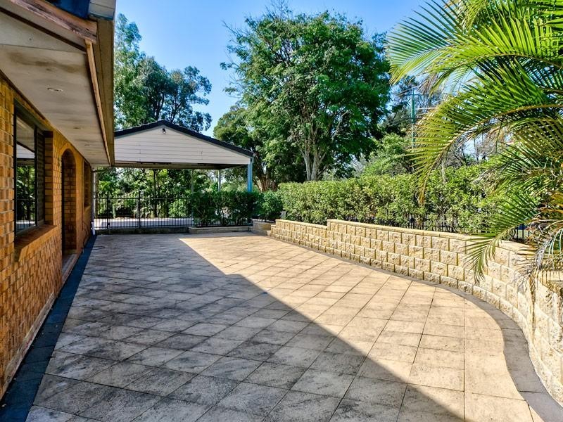 8 Cotswold Street, Carina QLD 4152