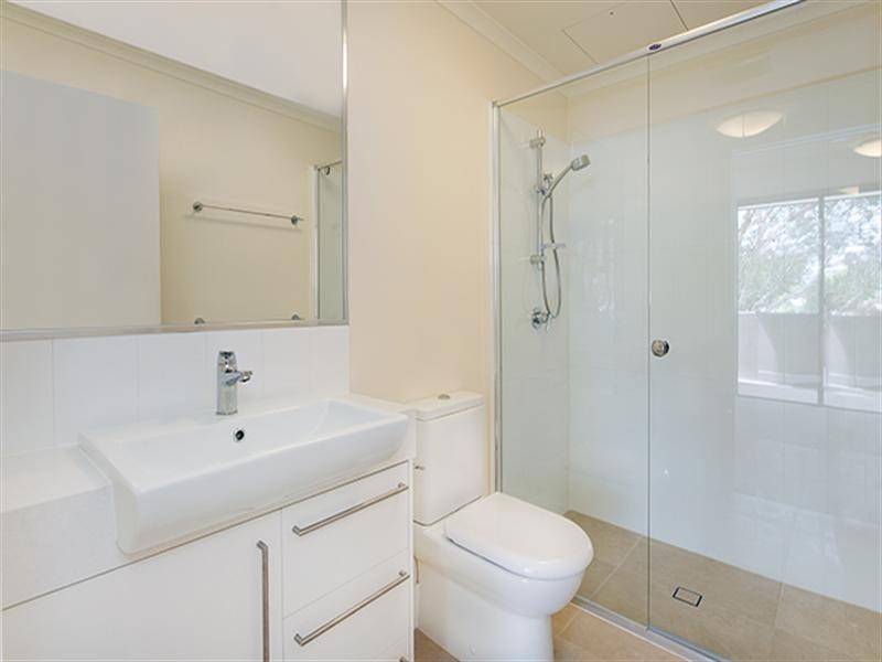 4/335 Riding Road, Balmoral QLD 4171