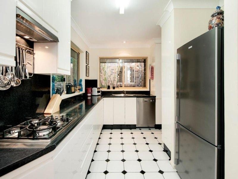 33 Kuranda Street, Balmoral QLD 4171