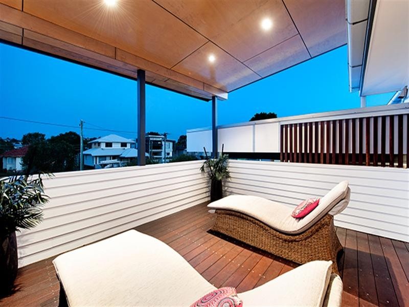 69 Smallman Street, Bulimba QLD 4171