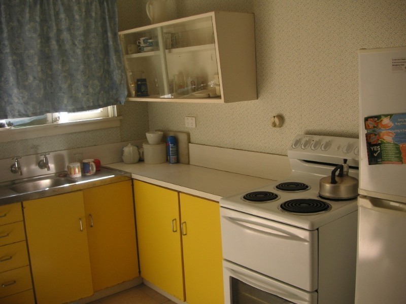 42 Third Street, Camp Hill QLD 4152