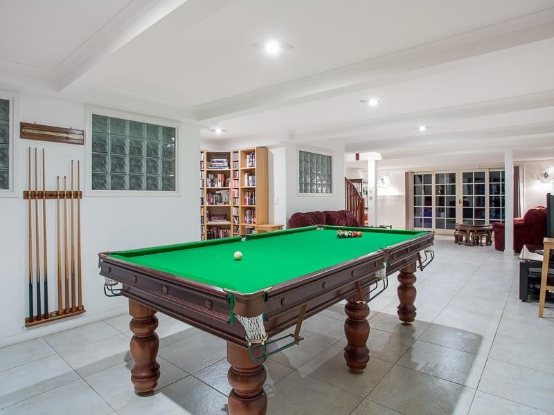 30 Philip Street, Hawthorne QLD 4171