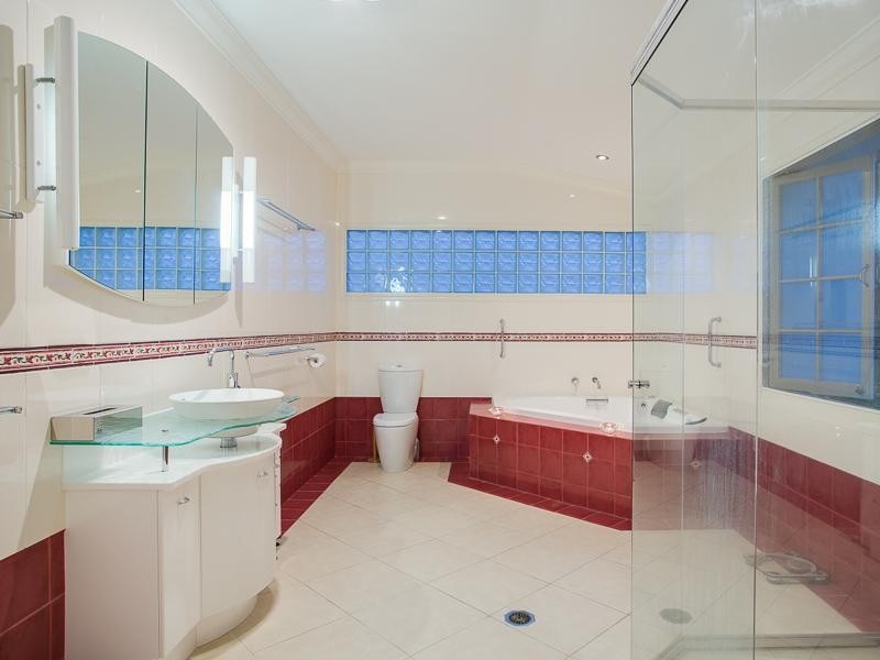 30 Philip Street, Hawthorne QLD 4171