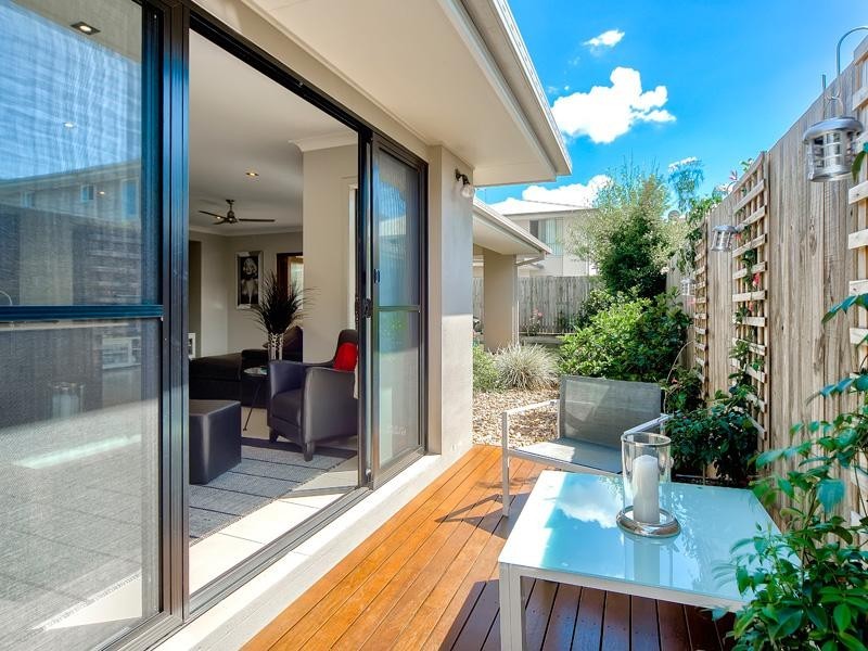 16 Feathertail Place, Gumdale QLD 4154