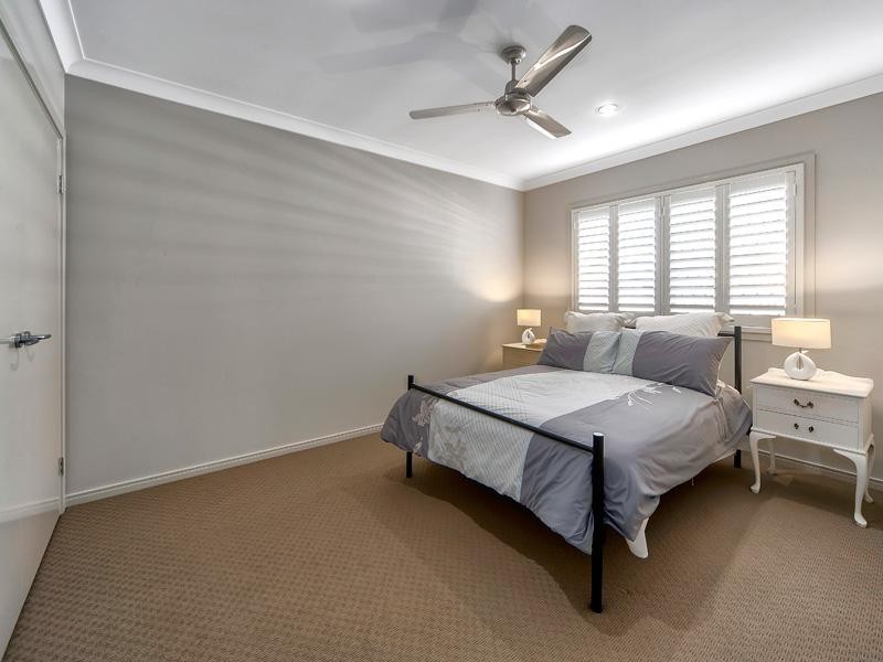 16 Feathertail Place, Gumdale QLD 4154