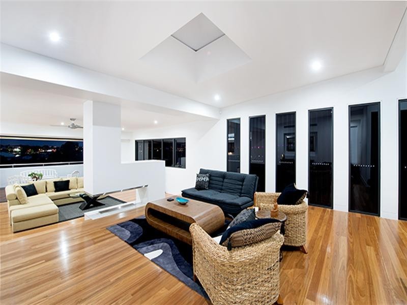 21 Wordsworth Street, Bulimba QLD 4171