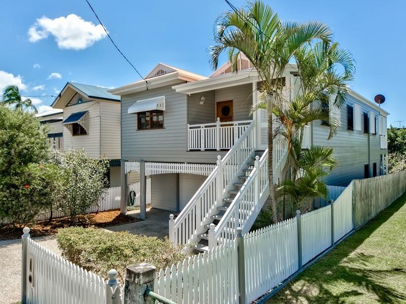 47 Leura Avenue, Hawthorne QLD 4171