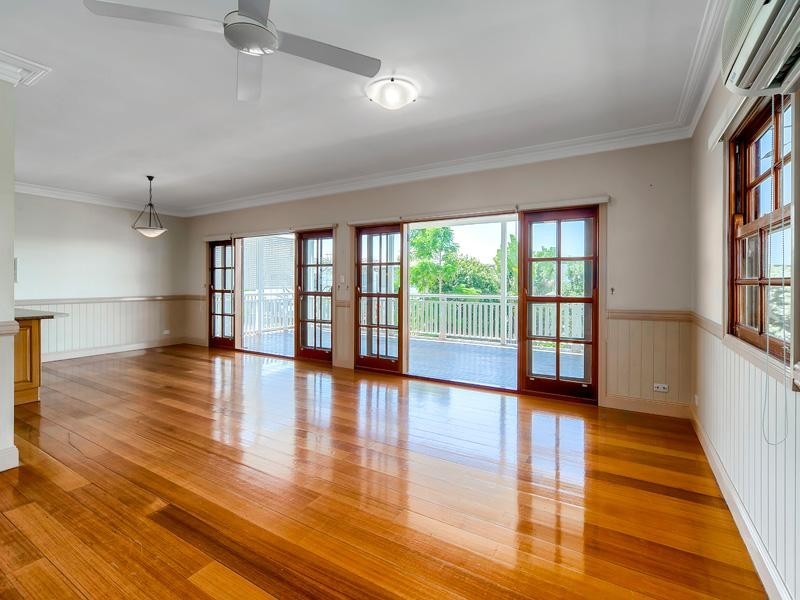 47 Leura Avenue, Hawthorne QLD 4171