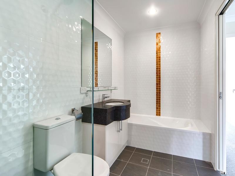 1/143-145 Baringa Street, Morningside QLD 4170