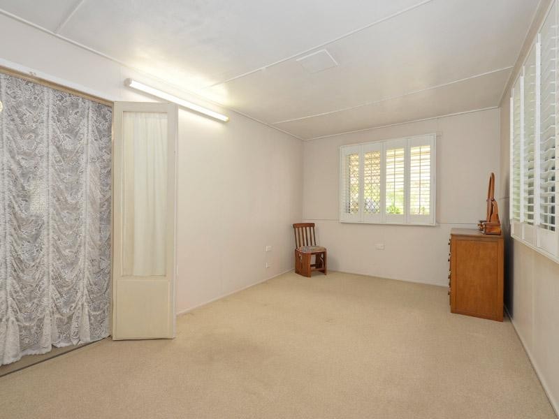 81 Riding Road, Hawthorne QLD 4171