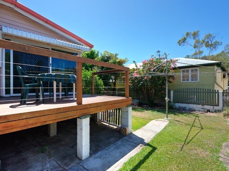 81 Riding Road, Hawthorne QLD 4171