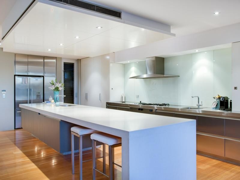 9 Addison Avenue, Bulimba QLD 4171