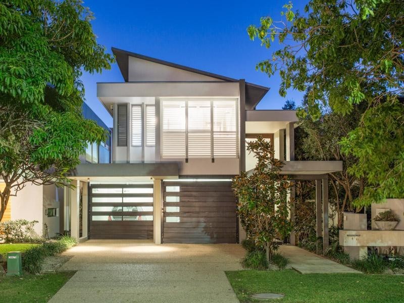 9 Addison Avenue, Bulimba QLD 4171