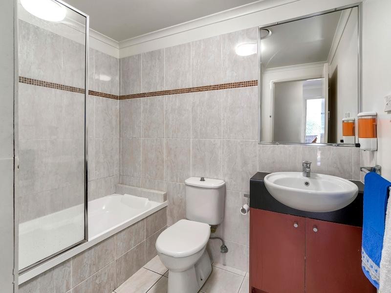 1/65 Lytton Road, Bulimba QLD 4171