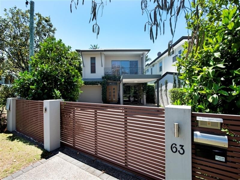 63 Virginia Avenue, Hawthorne QLD 4171