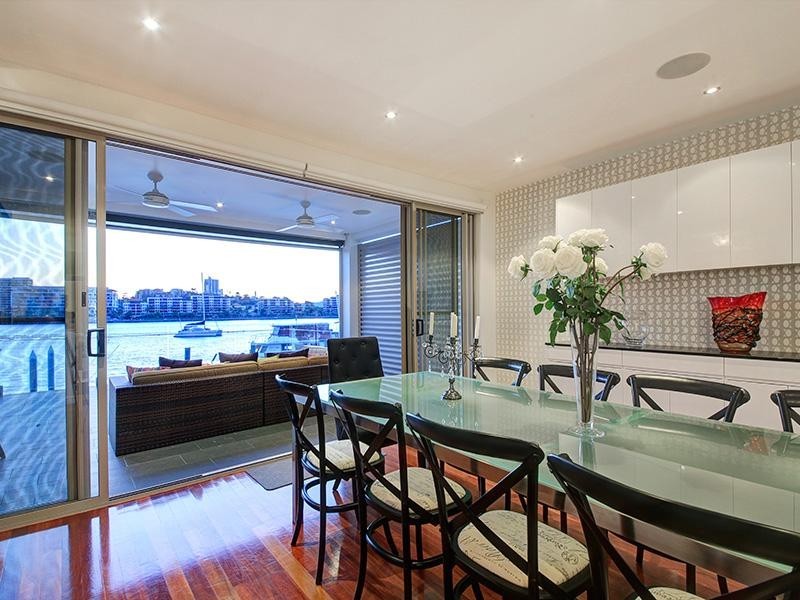 108 Quay Street, Bulimba QLD 4171