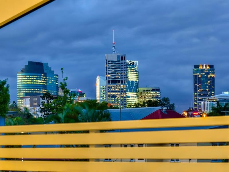 23 Rosina Street, Kangaroo Point QLD 4169