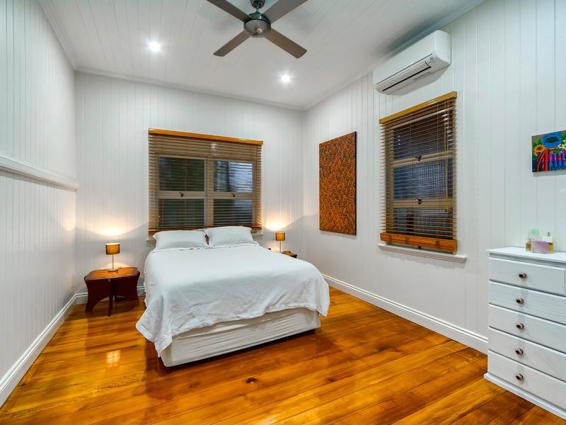 23 Rosina Street, Kangaroo Point QLD 4169