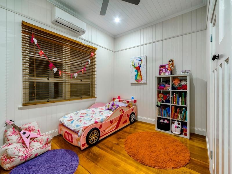 23 Rosina Street, Kangaroo Point QLD 4169