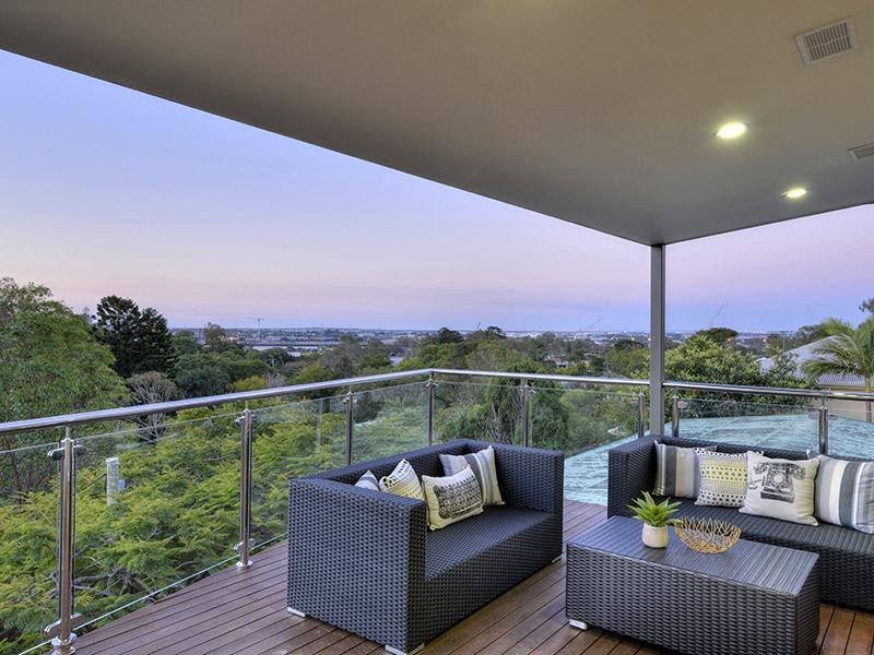 35 Olive Grove, Balmoral QLD 4171