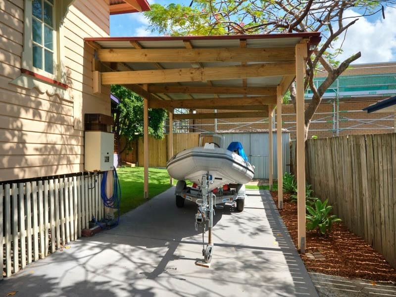 34 Russell Avenue, Norman Park QLD 4170