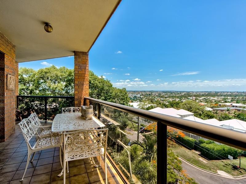 13/18 Victoria Parade, Clayfield QLD 4011