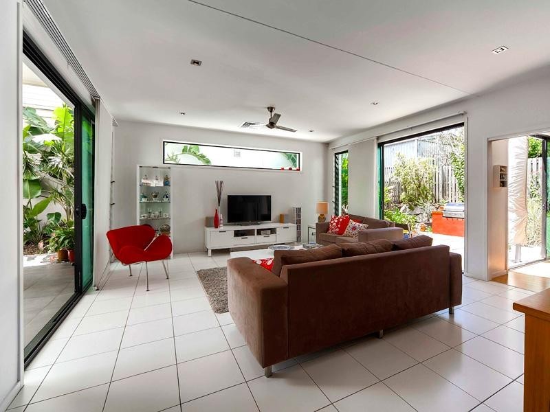 7 Ebb Court, Bulimba QLD 4171